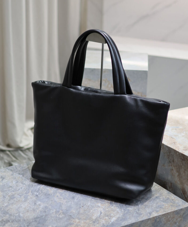 Saint Laurent Tote In Nappa Lambskin Black